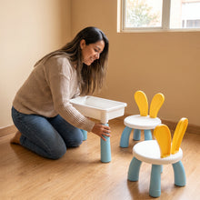 Arma la mesa y las sillitas
